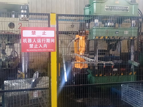 160T自動(dòng)化生產(chǎn)線